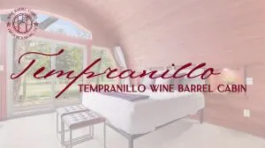 Unique Tempranillo Wine Barrel Cabin - 约翰逊城