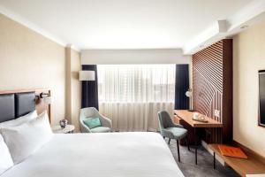 King Guest Room room in Hilton London Metropole