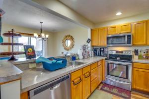 Tannersville Rental Near Camelback Ski Resort!