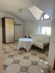 鹦鹉螺酒店 - Antalovtsi