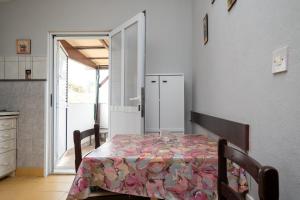 Apartments by the sea Sveti Marko, Pag - 21654