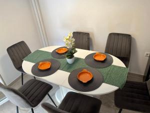 Apartments with WiFi Split - 21956