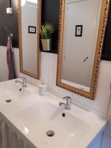 Wanha Neuvola Guesthouse