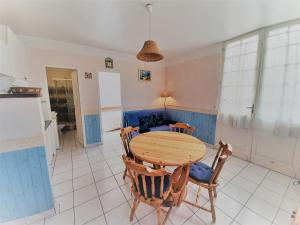Appartements Appartement cosy 4 pers, proche plage et commerces, Capbreton - FR-1-239-887 : photos des chambres