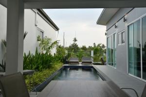 Green Lung Pool Villas Bangkok
