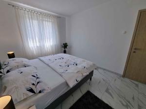 Apartment in Crikvenica 42921