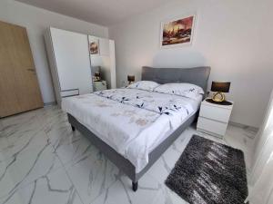 Apartment in Crikvenica 42921