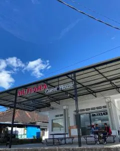 Mutiara Guest House Syariah - Padangluar