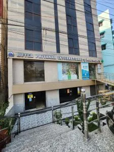 Hotel Priyanka International - Rupnārāyanpur