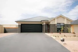 Calm Waters - Weetulta