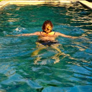 Maisons de vacances Mes Maisons, Two Gites sleeping 13 with Two Private Pools, Kids Room, Laundry room, Disco, free WiFi and Linen and Dog's are Welcome : photos des chambres