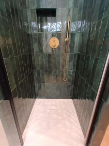 Appartements PARIS Balcony TOP FLOOR Room : photos des chambres