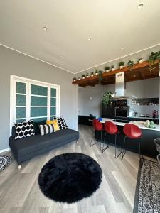 Nicos House City Center