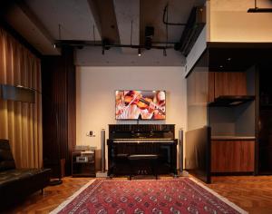 Acoustic GARAGE by Tranova