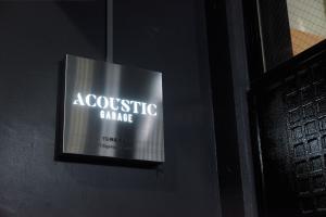 Acoustic GARAGE by Tranova