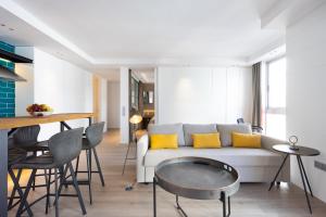 Home2Book Stylish Flat in Santa Cruz