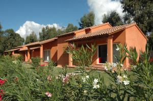 Appartements Two-room apartment 150 meters from the beach - 4 people - Ghisonaccia : photos des chambres