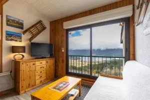 Lac et Montagne - Vue sur le lac de Matemale - Les Angles