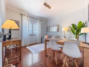 Olaias Lisbon 2bed near Metro