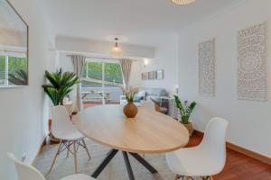 Tropical Pearl by Atlantic Holiday