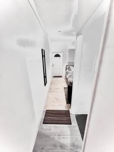 LUX 2 Guests Studio FREE WIFI & PARKING Aroluchi Ville