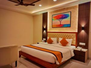 Sambhabana Hotel & Suites