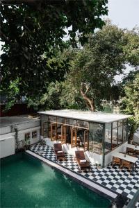 The Experience Resort-Lake Facing