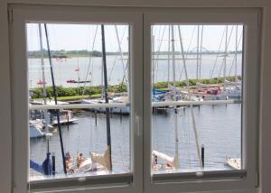 Duplex Apartment room in Meerblick Lemkenhafen