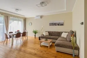 ABG House Ecser - Monor