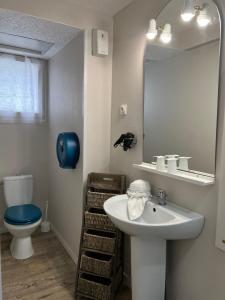 Hotels Au Petit Bonheur : photos des chambres