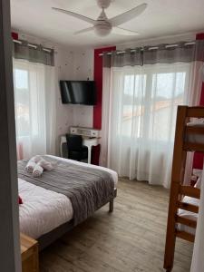 Hotels Au Petit Bonheur : photos des chambres