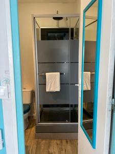 Hotels Au Petit Bonheur : photos des chambres