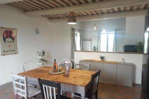 Appartements Charming Loft in the countryside of Althen des Paluds : photos des chambres