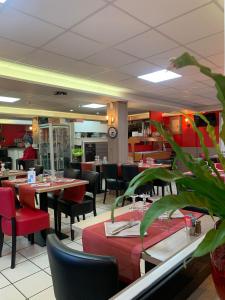Hotels Au Petit Bonheur : photos des chambres