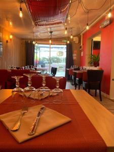 Hotels Au Petit Bonheur : photos des chambres
