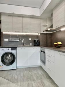 Beautiful & Comfy Apartment for 4 Guest and Free Parking