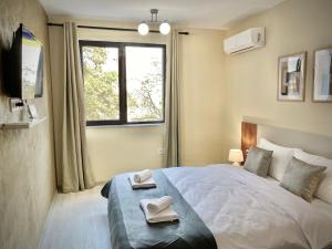 Beautiful & Comfy Apartment for 4 Guest and Free Parking
