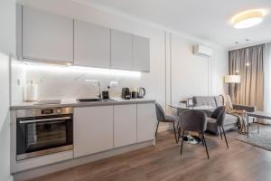 Urban Chic - Great Location- One Bedroom Apartment - Siedmiogrodzka 3