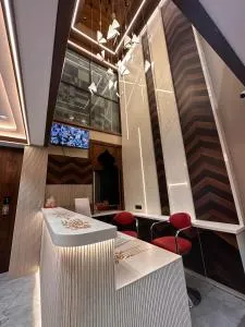 V HOTEL - Kānāipur