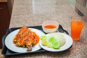 ELLYN EXECUTIVE LODGE