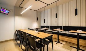 ESCALA BUSINESS HOTEL