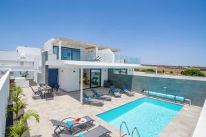 Villa Alvarito by Villa Plus