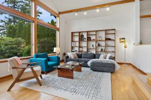 Sunny Blue Beach House