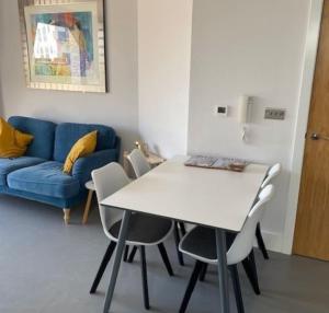 LIKONI 3 by BOURNECOAST - A Modern Apartment with SEA VIEWS, Patio and Parking - FM6193