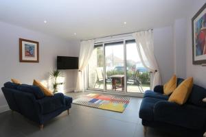 LIKONI 3 by BOURNECOAST - A Modern Apartment with SEA VIEWS, Patio and Parking - FM6193