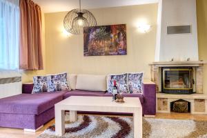 1BD Ski View Retreat in Pamporovo with Fireplace by Flat Mаnager