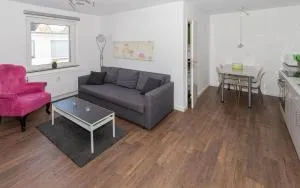 Pier 12, FeWo 5 - دوهنين