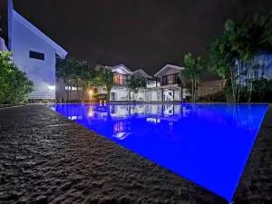 3-Bedroom Villa with Pool - Jalajala