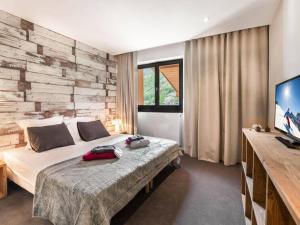 Appartement luxueux 75m², 6 pers, centre Val dIsère, front de neige, terrasse sud - FR-1-567-22