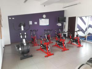 Lujoso condominio con lavadora y secadora, S. José